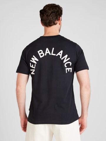 new balance Majica 'Sport Essentials' | črna barva