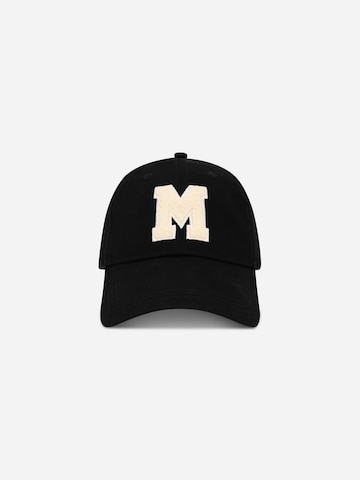 Mansour Cap 'M Baseball Cap' in Schwarz: Vorderseite