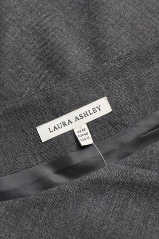 LAURA ASHLEY Skirt in L in Grey