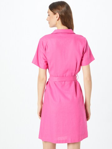 Robe-chemise 'Raya' modström en rose