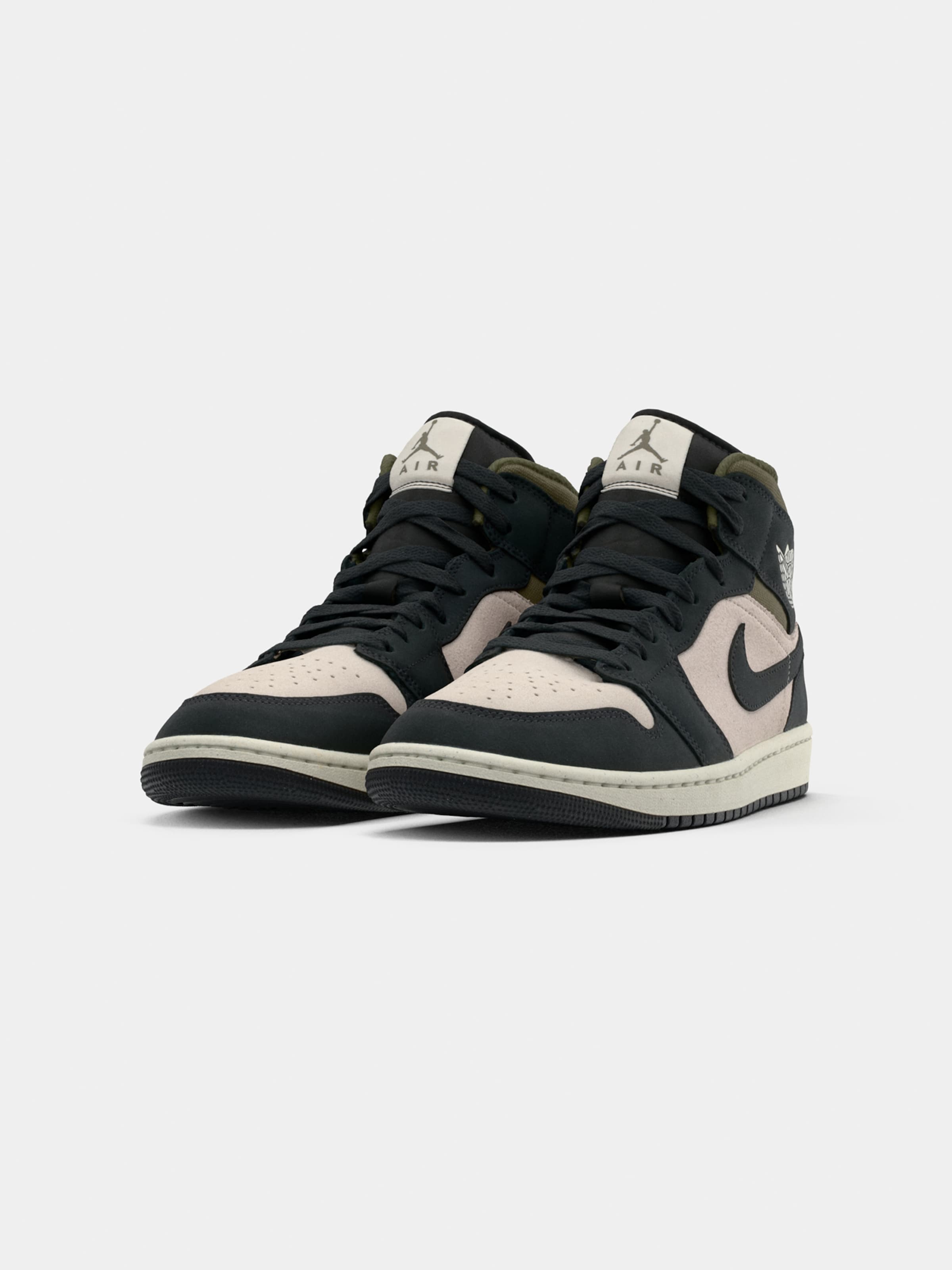 aj1 by you