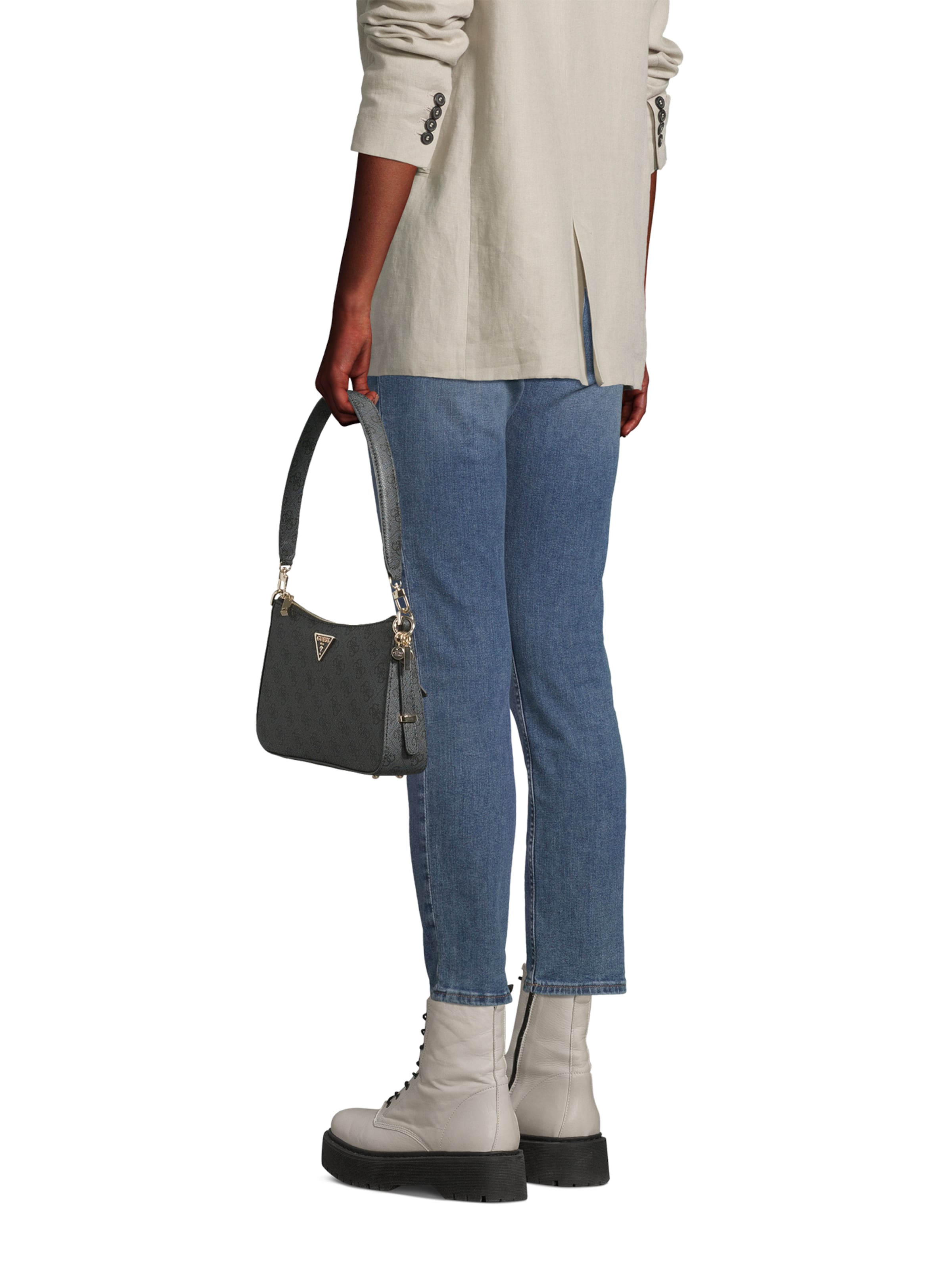 GUESS Olkalaukku 'Erica' värissä musta