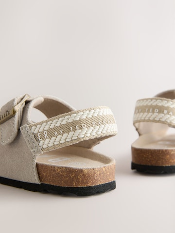 Baker by Ted Baker Otvorená obuv - Sivá