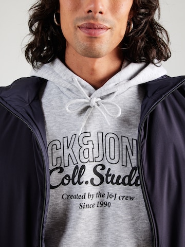 JACK & JONES Свитшот 'JJMAKOTO' в Серый