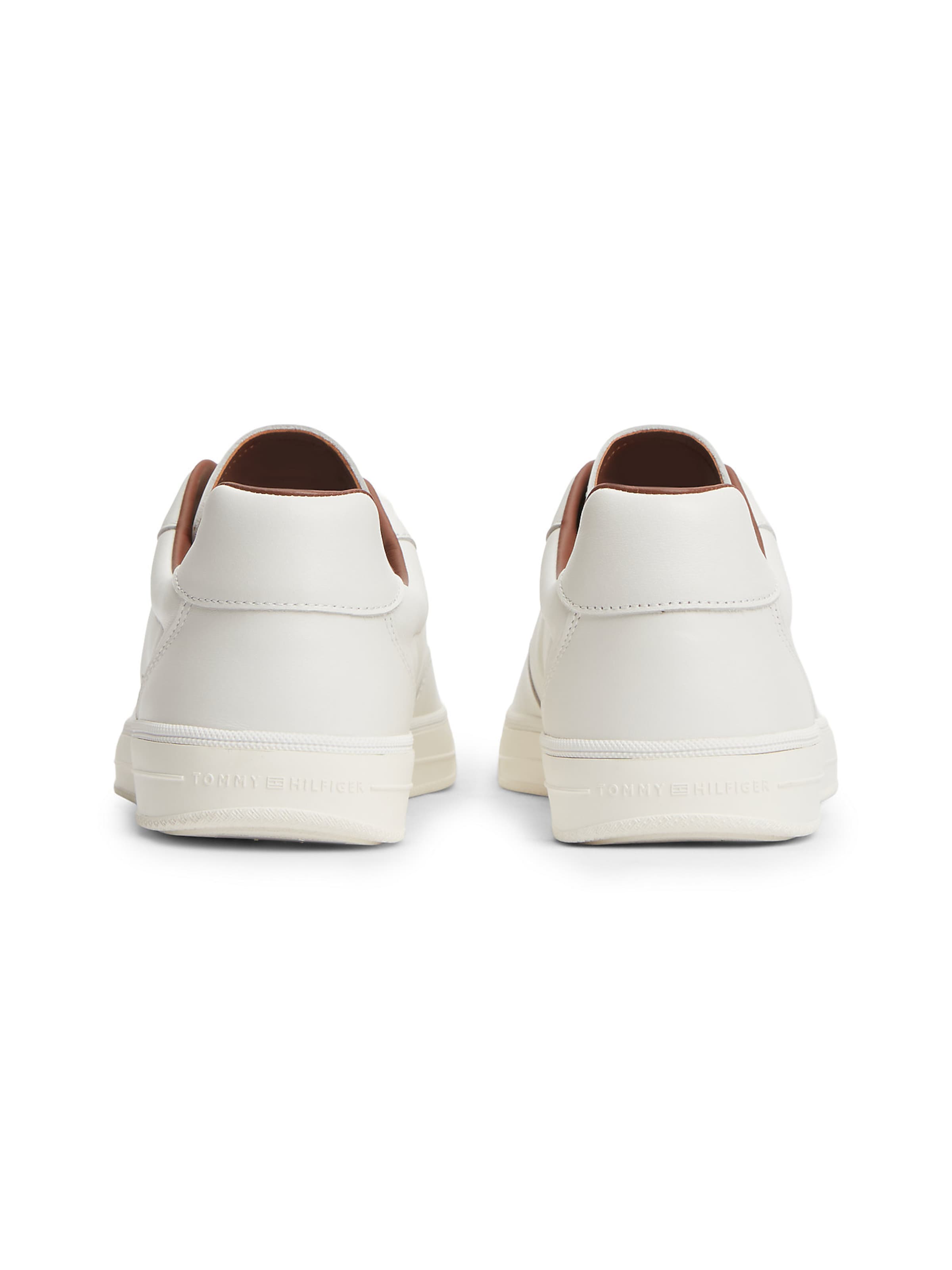 TOMMY HILFIGER Sneaker in Weiß