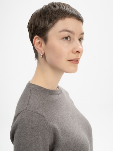 MELA Sveter 'Dhana' - Sivá
