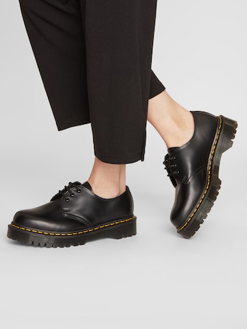 Dr. Martens - Sapato com atacadores '1461 Bex' em preto: frente