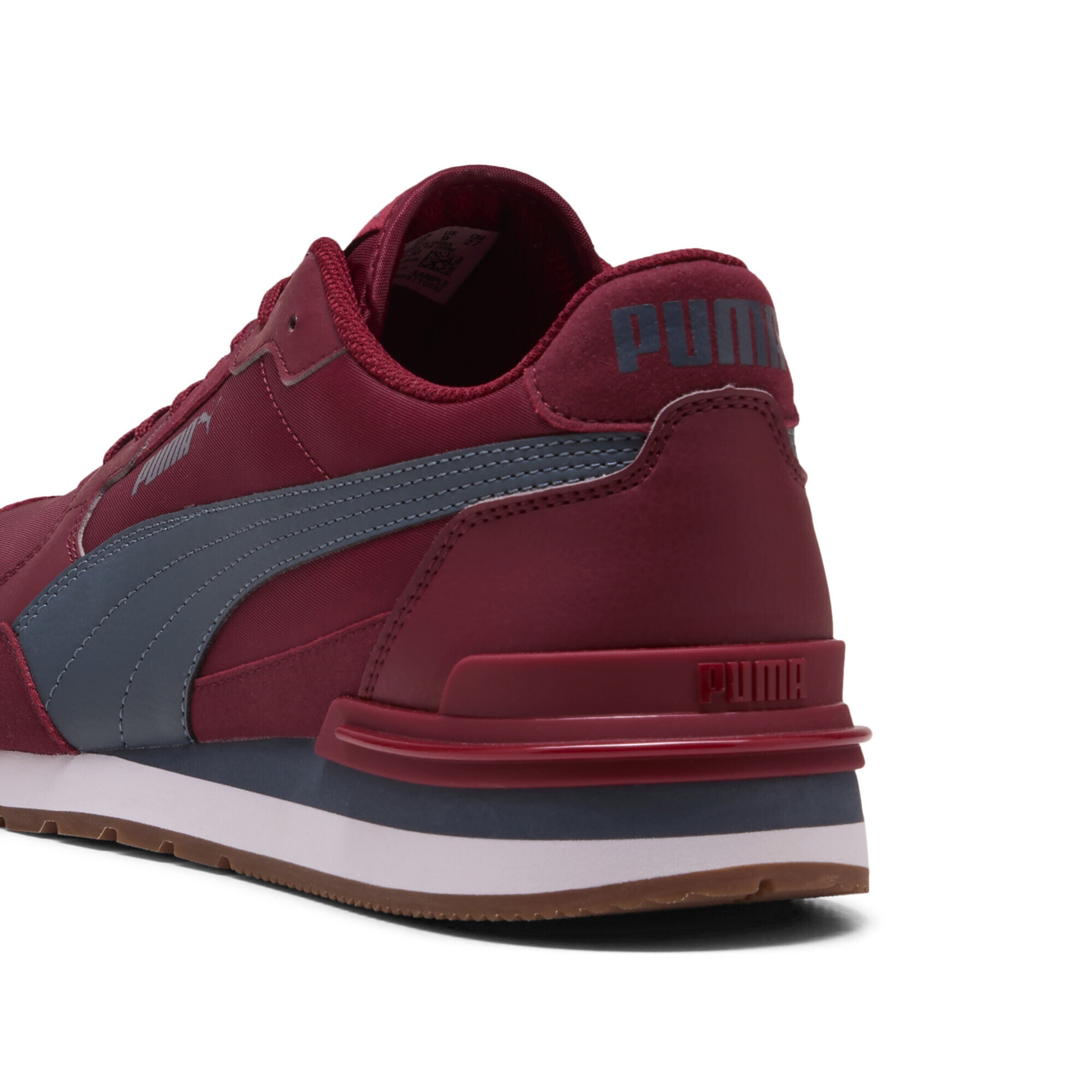 Baskets basses 'ST Runner v4' PUMA en rouge