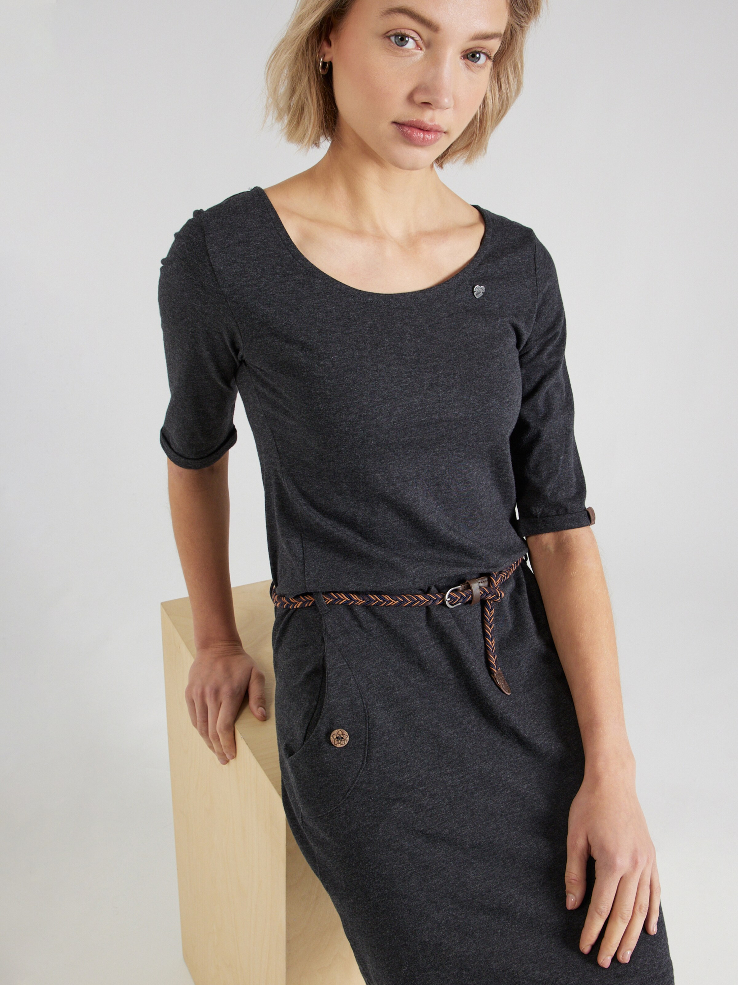 Robe TANNYA Ragwear en Gris Fonce ABOUT YOU