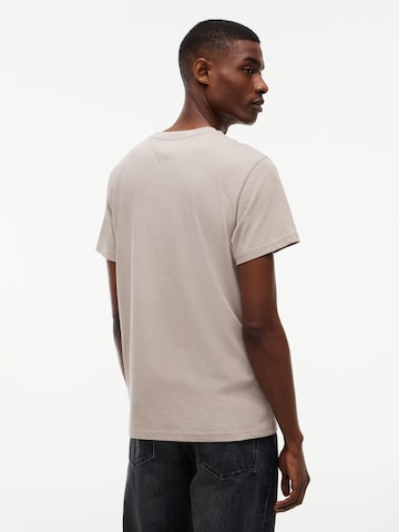 Tricou 'NYC' de la Tommy Jeans pe gri