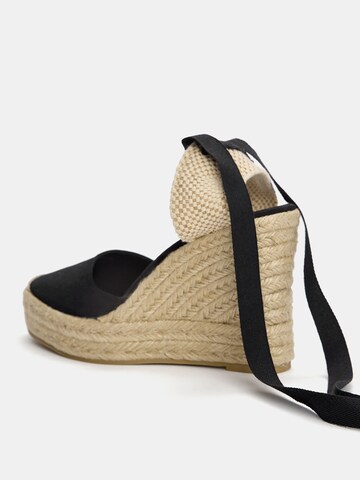 Pull&Bear Slingpumps in Zwart