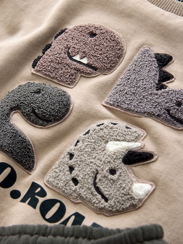 Set Next en gris