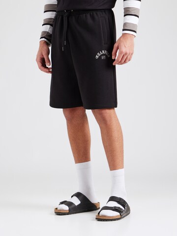 Loosefit Pantaloni di Champion Authentic Athletic Apparel in nero: frontale