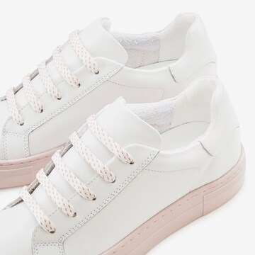 Elbsand Platform trainers in White