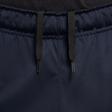 Regular Pantalon de sport 'Totality' NIKE en noir