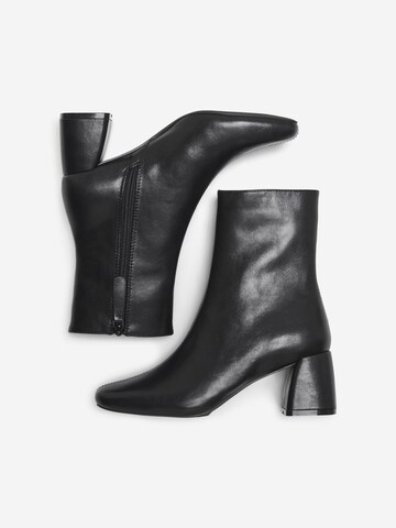 ONLY - Botines en negro