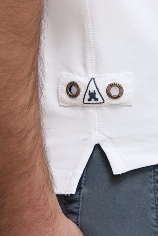 Gaastra Poloshirt Kurzarm mit Artwork und Canvas-Patches in Weiß