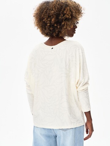 Blue Shadow Bluse‌‌‌‌‌ in Beige