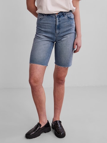 PIECES Slimfit Jeans 'Via' in Blauw: voorkant