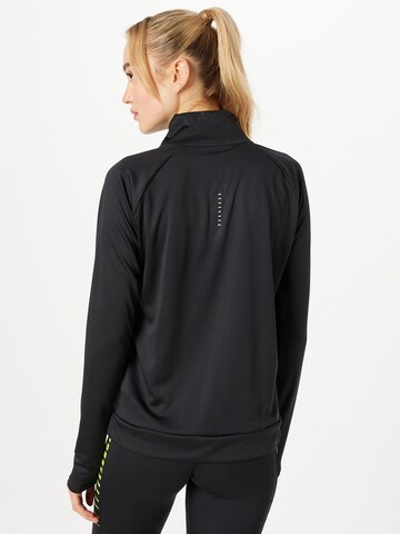 NIKE Sportsweatshirt i sort