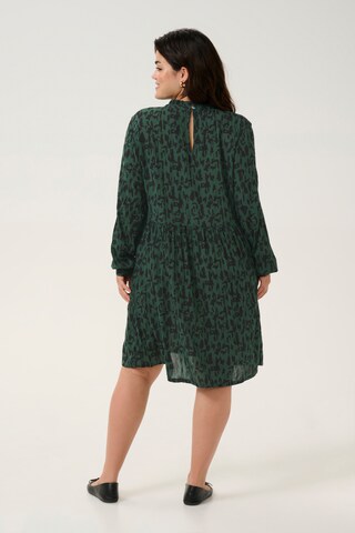 Robe 'Lune' KAFFE CURVE en vert