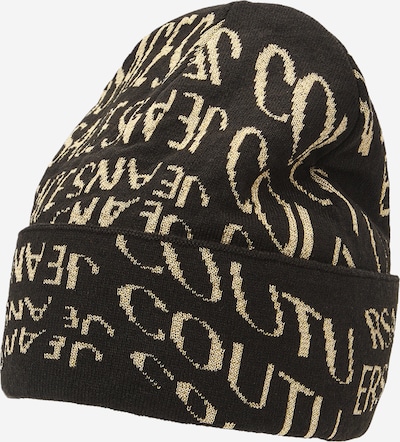 Megzta kepurė iš Versace Jeans Couture, spalva – zomšos spalva / juoda, Prekių apžvalga