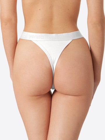 String Yenita en beige