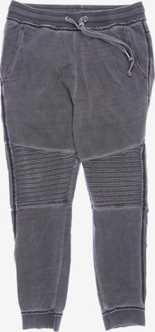 tigha Pants in M in Grey: front