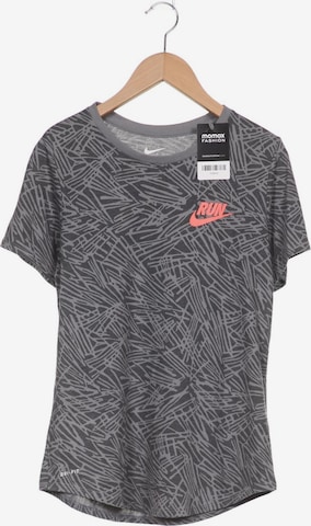 NIKE T-Shirt M in Grau: predná strana