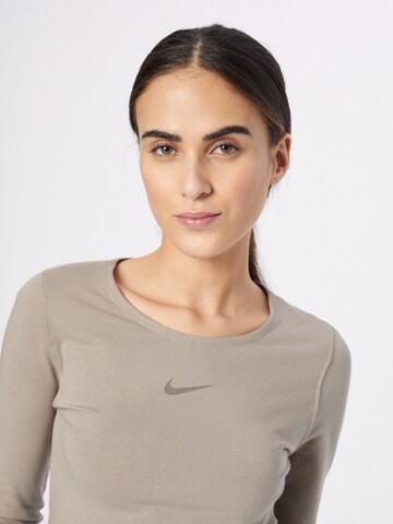 Nike Sportswear Tričko – šedá