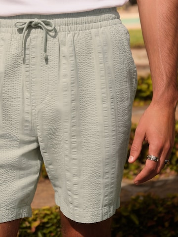 regular Pantaloni di Next in verde