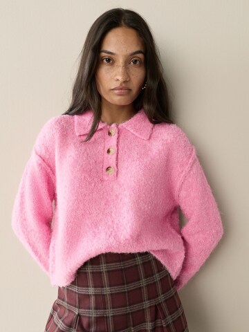 Next Neulepaita värissä vaaleanpunainen: etupuoli