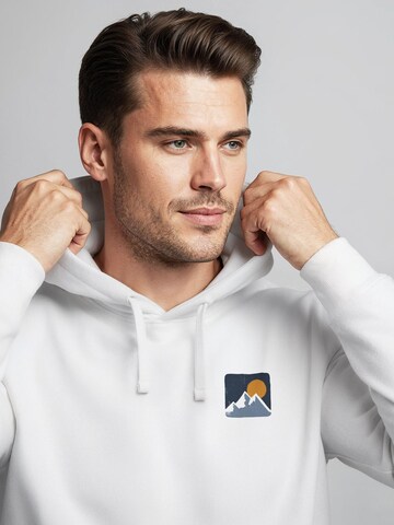 Neverless Sweatshirt 'Neverless Expedition' in White