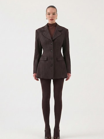 HOLLY LOLLY Blazer in Braun: Vorderseite