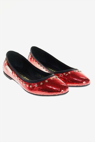 Galliano Flats & Loafers in 36 in Red: front
