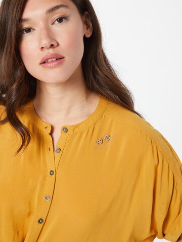 Camicia da donna 'RICOTA' di Ragwear in giallo