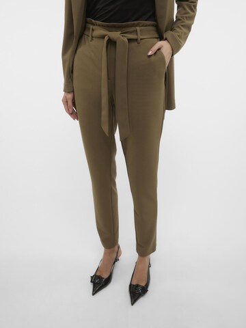 Regular Pantalon VERO MODA en vert