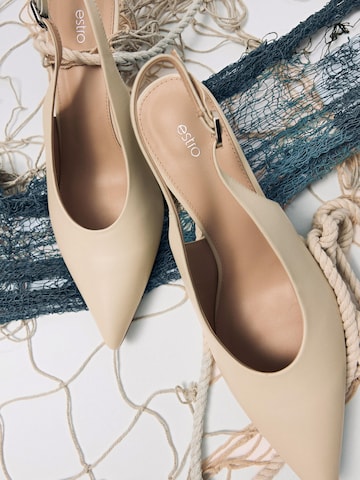 Estro Pumps '25151-2'‌ in Beige