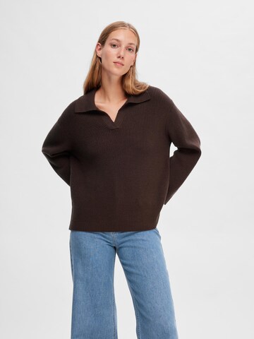 Pull-over 'Hilma' SELECTED FEMME en marron : devant