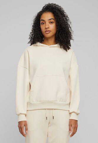 Urban Classics Sweatshirt in White: front