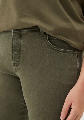 TRIANGLE Slimfit Jeans in Grün