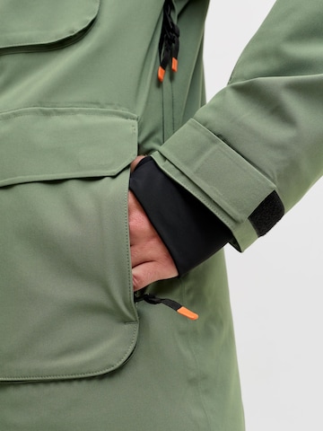 JACK & JONES - Chaqueta de montaña 'JJSKI AW25' en verde