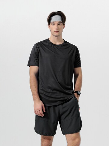 YOUTHUP Funktionsshirt 'Feuchtleit'‌‌‌‌‌‌ in Schwarz: Vorderseite