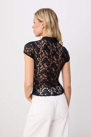 TrendyolBluza 'TWOSS26BZ01023' - crna boja