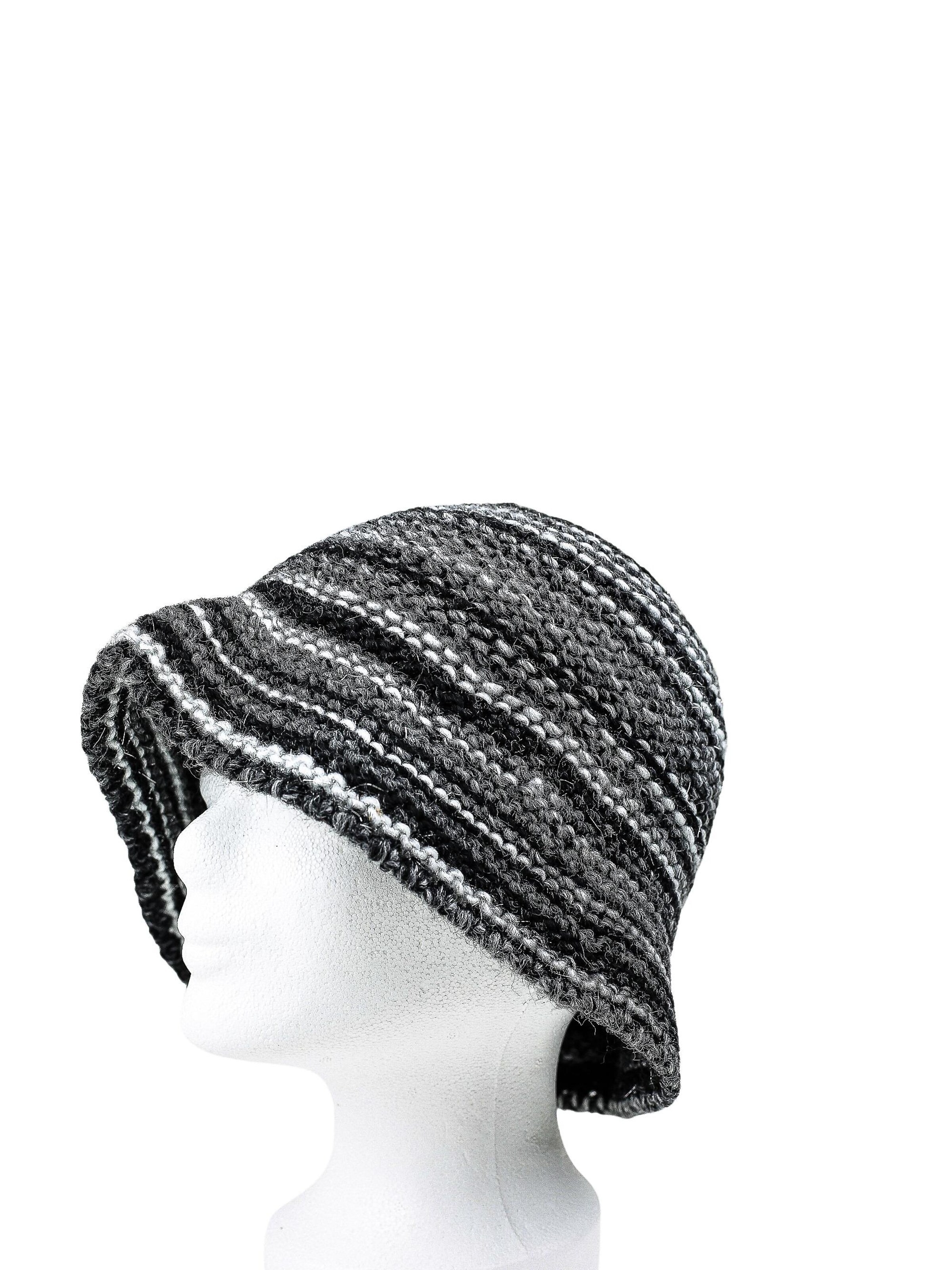 COLLEZIONE ALESSANDRO Hat 'Lina' in Black