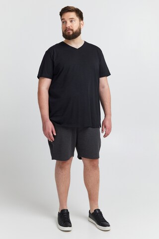 !Solid Regular Shorts 'Tamp' in Grau