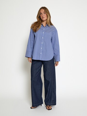 Peppercorn - Camiseta 'Junie' en azul