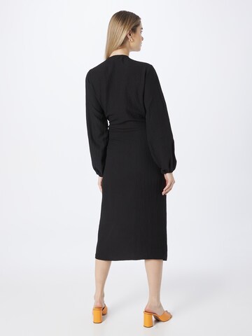 Robe 'Onassis' Neo Noir en noir