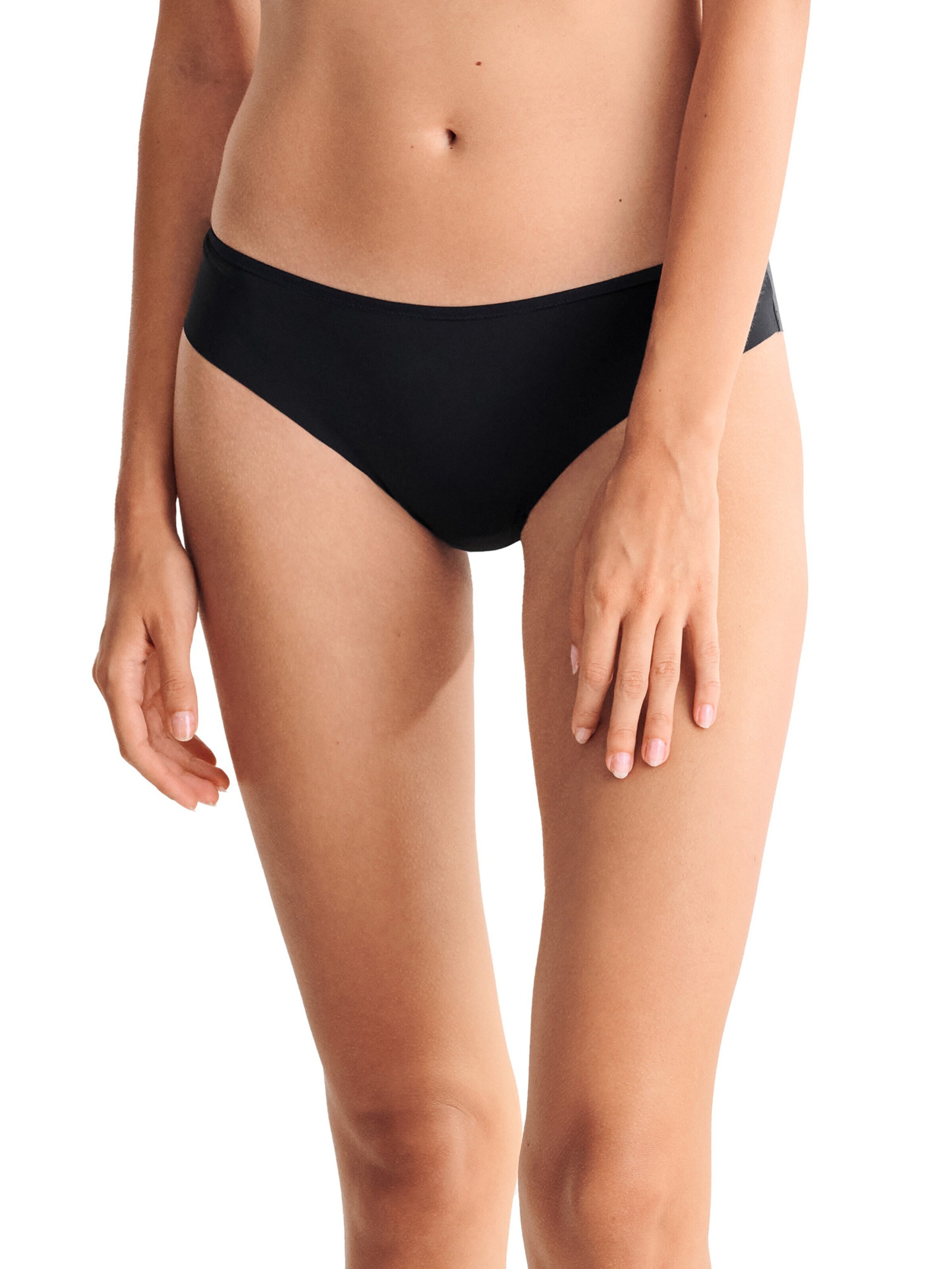 Lisca Slip 'Sophia'‌‌‌‌‌‌‌‌‌ in Schwarz