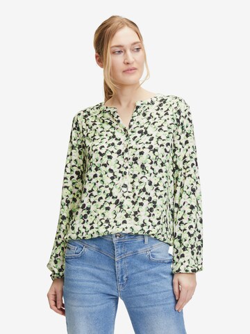 Betty & Co Blouse in Groen: voorkant